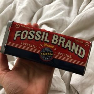 Vintage Style Fossil Tin Sunglasses Case